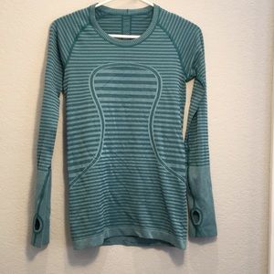 Lululemon Swiftly Tech Long Sleeve Shirt Size 6